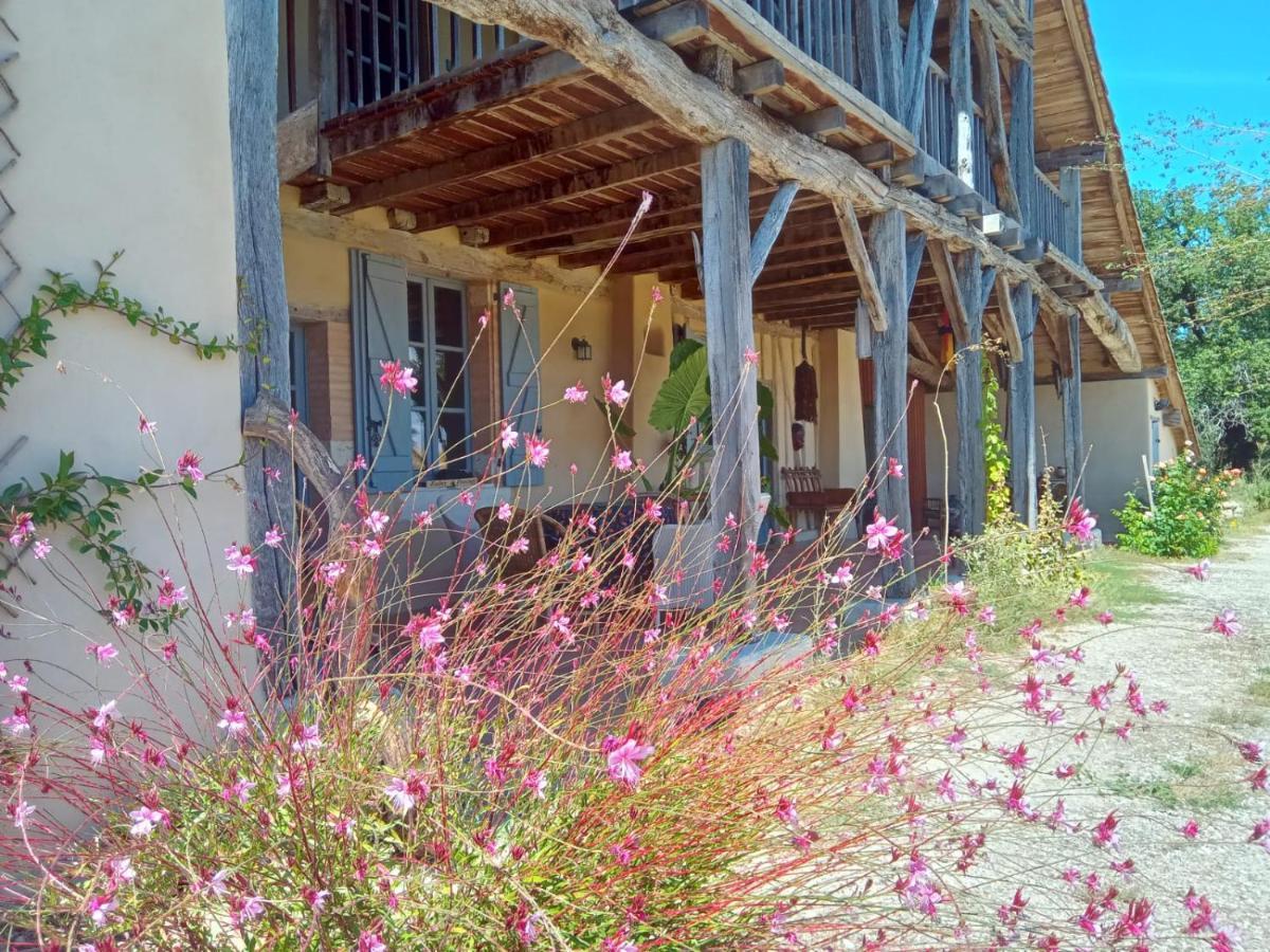 Ferme Ahoco Chambre D'Hotes Residence D'Artistes Lavit Екстер'єр фото